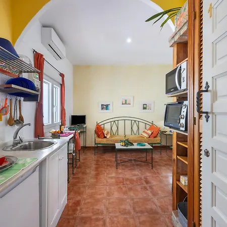 Estudio Porton 1 - Ideal Parejas *