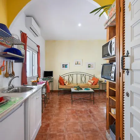 Estudio Portón 1 - Ideal Parejas
